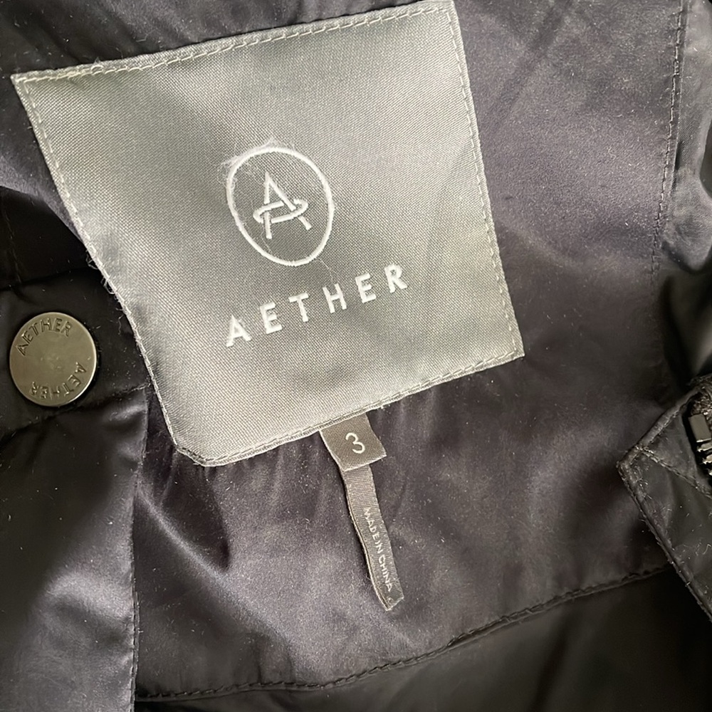 Aether short puffer jacket - Picture 2 of 2